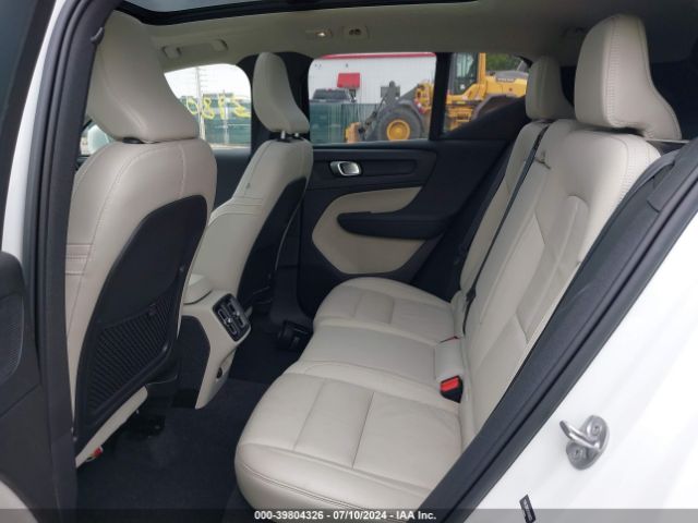 YV4L12UE9P2048023 Volvo Xc40 B5 Plus Bright Theme