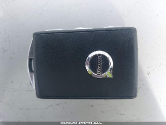 7JR102FK0KG000679 Volvo S60 T5 Momentum