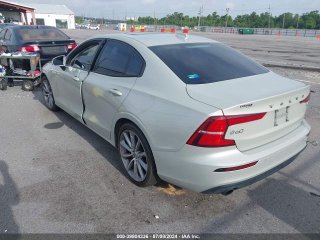 7JR102FK0KG000679 Volvo S60 T5 Momentum