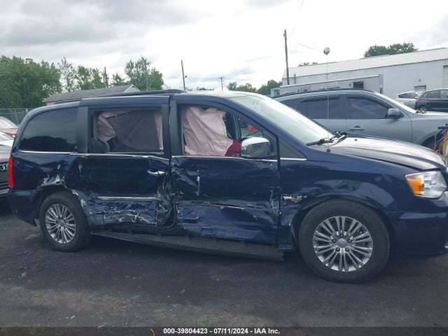 2C4RC1CG3GR254590 Chrysler Town & Country Touring-l Anniversary Edition