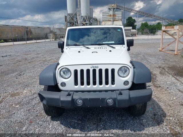 1C4BJWDG5FL545893 Jeep Wrangler Unlimited Sport