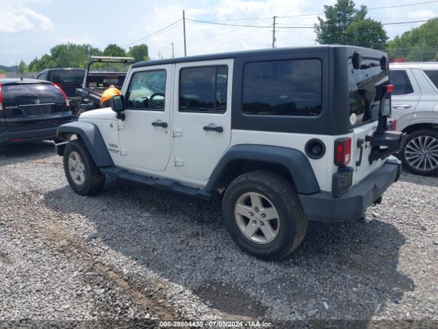 1C4BJWDG5FL545893 Jeep Wrangler Unlimited Sport