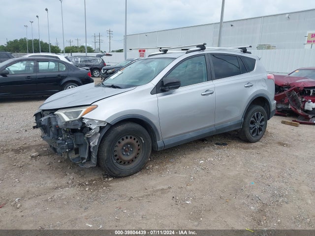 Toyota RAV4 LE 2016 2T3BFREV6GW455148 Image 2