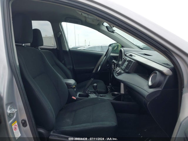 Toyota RAV4 LE 2016 2T3BFREV6GW455148 Image 5