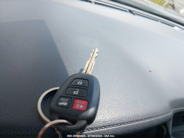 Toyota COROLLA LE 2019 2T1BURHE4KC232286 Image 11