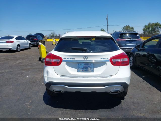 WDCTG4GB4KU015209 Mercedes-Benz Gla 250 4matic
