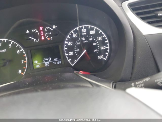 3N1AB7AP0HY372073 Nissan SENTRA S
