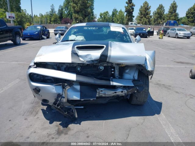 2C3CDZJG4KH743894 Dodge Challenger Gt