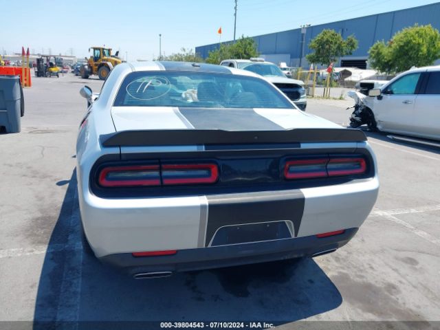 2C3CDZJG4KH743894 Dodge Challenger Gt