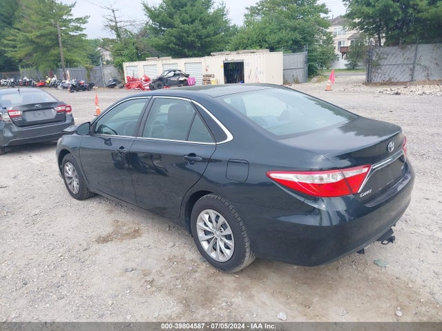 Toyota CAMRY LE 2015 4T4BF1FK8FR452917 Image 3