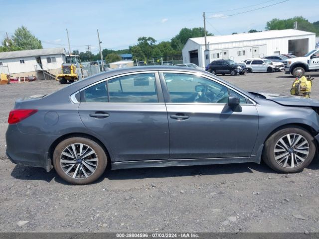 4S3BNAF68K3032689 Subaru Legacy 2.5i Premium