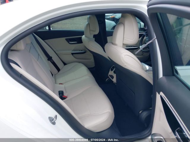 W1KAF4GB9NR040068 Mercedes-Benz C 300 Sedan