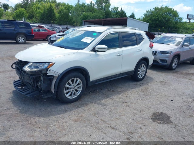 Nissan ROGUE SV 2018 5N1AT2MV1JC785802 Image 2