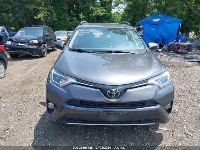 Toyota Rav4 Xle 2018 JTMRFREV5JJ724101 Image 12
