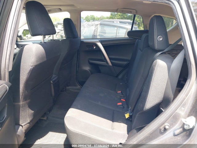 Toyota Rav4 Xle 2018 JTMRFREV5JJ724101 Image 8