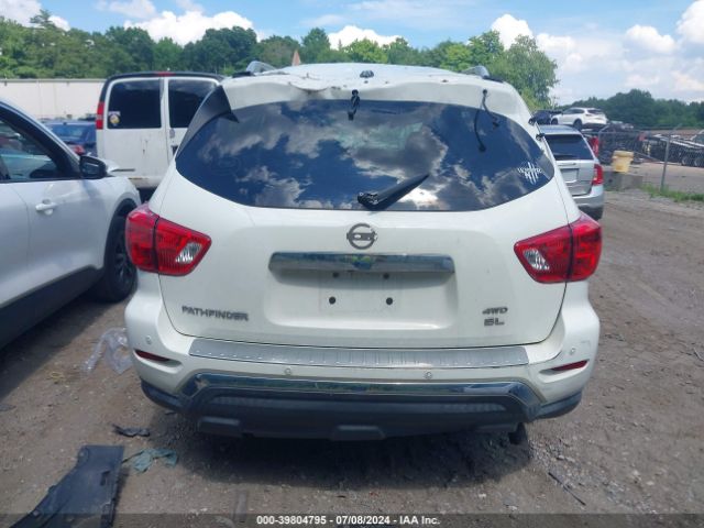 5N1DR2MMXHC677417 Nissan Pathfinder Sl