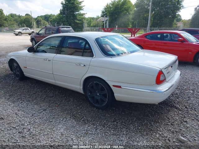 2004 JAGUAR XJ SAJWA74C74SG21531 Photo 2