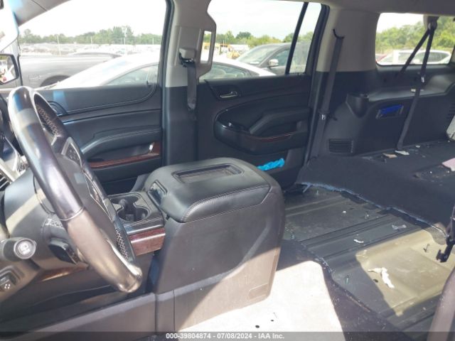 1GKS2GKC0KR247038 GMC Yukon Xl Slt