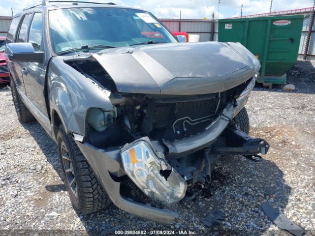 5LMJJ2H52EEL00414 Lincoln Navigator