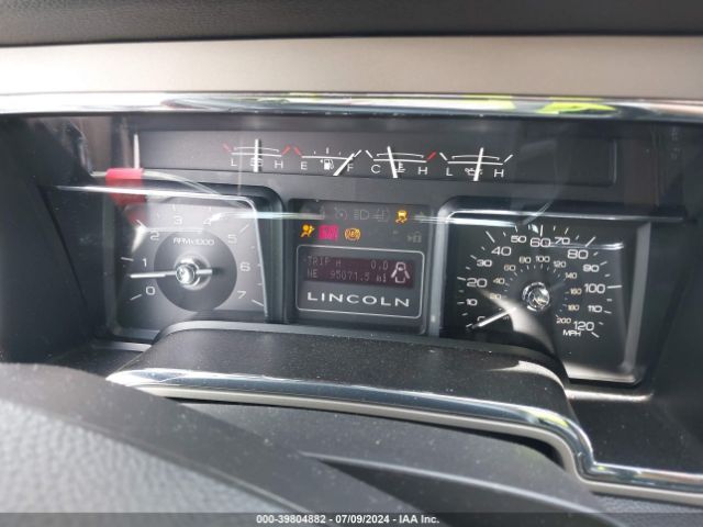 5LMJJ2H52EEL00414 Lincoln Navigator