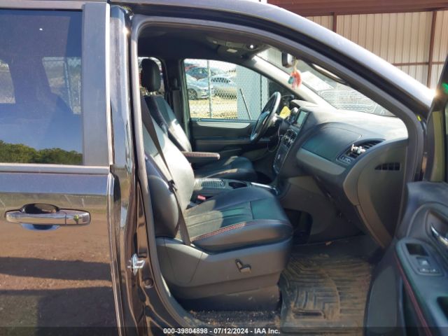 2C4RDGEG8JR285094 Dodge Grand Caravan Gt