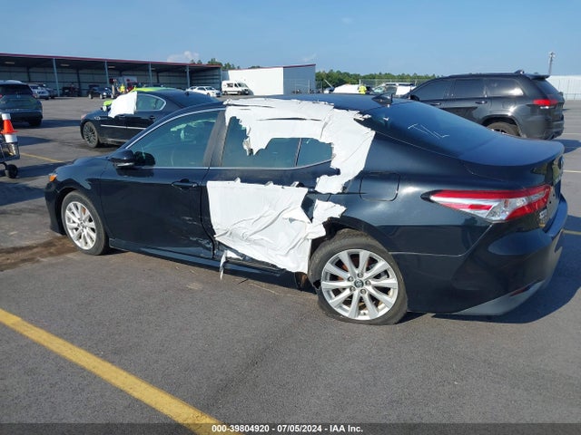 Toyota CAMRY LE 2019 4T1B11HKXKU731284 Image 3