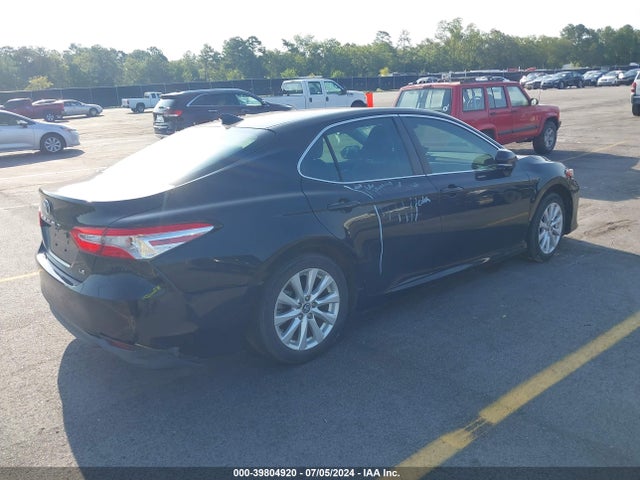 Toyota CAMRY LE 2019 4T1B11HKXKU731284 Image 4