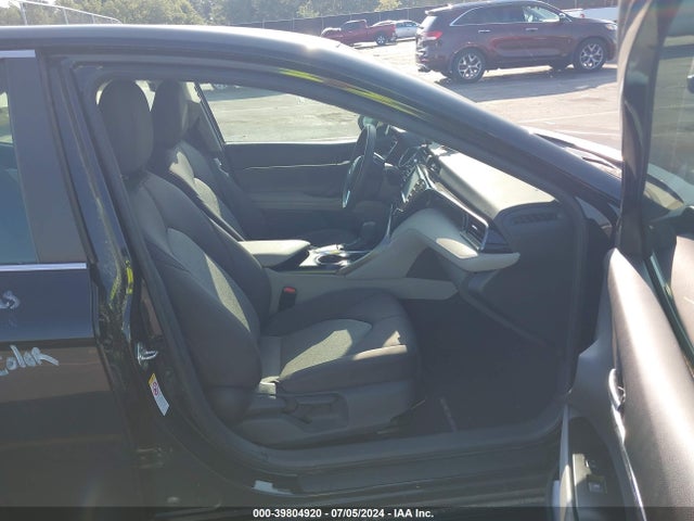 Toyota CAMRY LE 2019 4T1B11HKXKU731284 Image 5