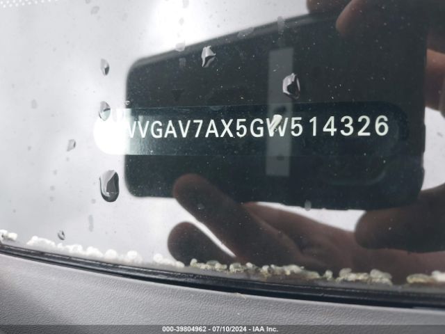 WVGAV7AX5GW514326 Volkswagen TIGUAN SE