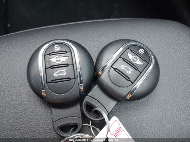 WMWLU1C52H2F26810 Mini Clubman Cooper