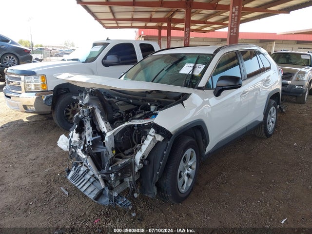 Toyota RAV4 LE 2019 2T3H1RFV2KC020029 Image 2