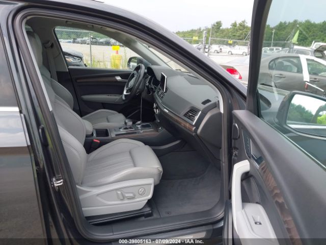 WA1BNAFY5J2051846 Audi Q5 2.0t Premium/2.0t Tech Premium
