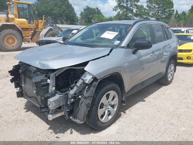 Toyota RAV4 LE 2019 JTMH1RFV1KJ008970 Image 2