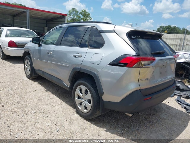 Toyota RAV4 LE 2019 JTMH1RFV1KJ008970 Image 3