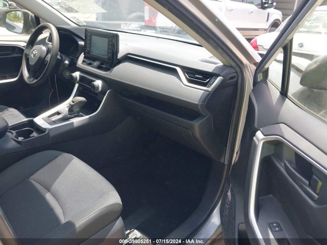 Toyota RAV4 LE 2019 JTMH1RFV1KJ008970 Image 5