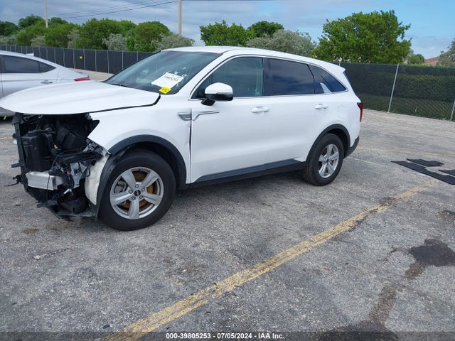KIA SORENTO LX 2023 5XYRG4LC0PG165664 Image 2