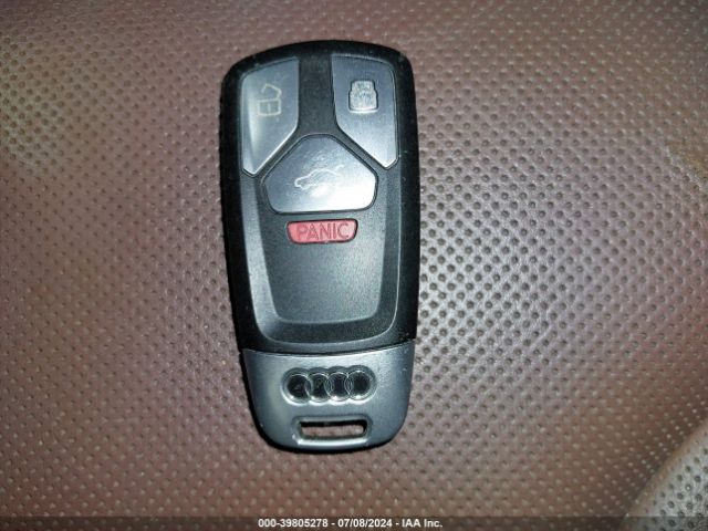 WA1VAAF76JD021677 Audi Q7 3.0t Premium
