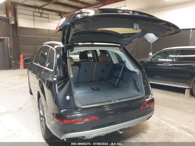 WA1VAAF76JD021677 Audi Q7 3.0t Premium