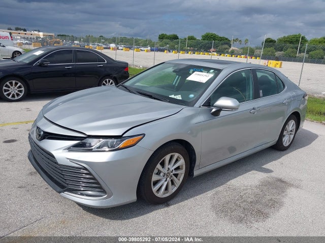 Toyota CAMRY LE 2023 4T1R11AK8PU831870 Image 2