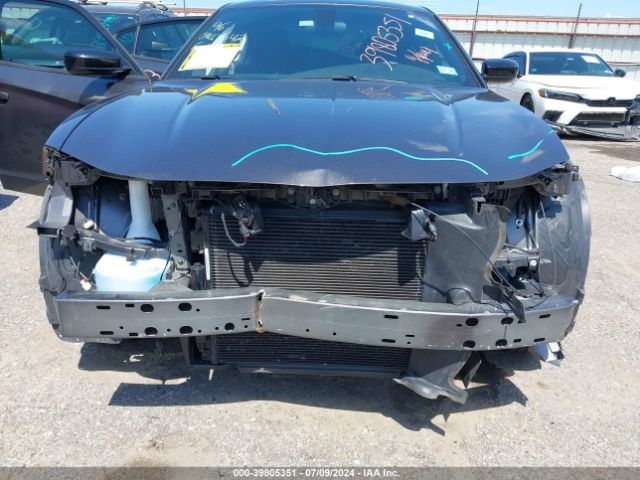2C3CDXBG6NH178779 Dodge Charger Sxt Rwd