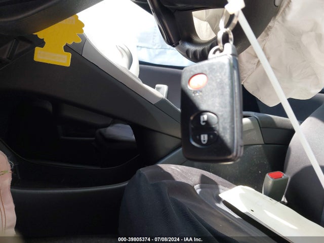 Toyota Prius Three 2014 JTDKN3DU3E1757095 Image 11