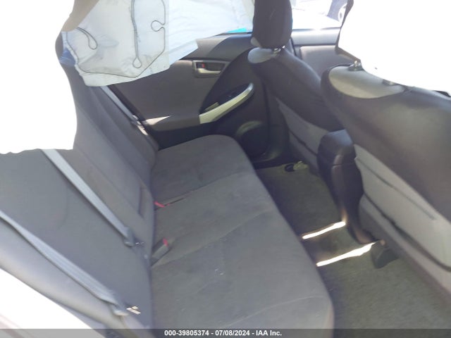 JTDKN3DU3E1757095 Toyota Prius Three