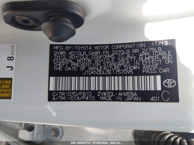 Toyota Prius Three 2014 JTDKN3DU3E1757095 Image 9