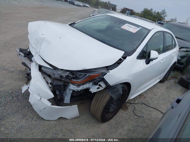 Toyota COROLLA LE 2022 JTDEPMAE5N3014713 Image 2