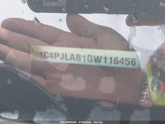 1C4PJLAB1GW116456 Jeep Cherokee Sport