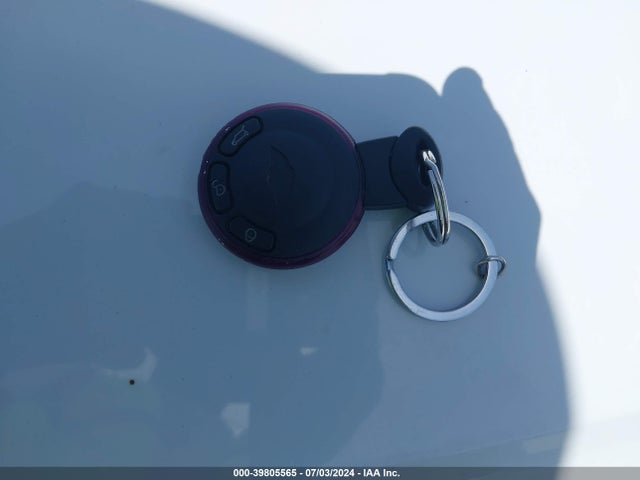 2012 MINI COOPER COUNTRYMAN WMWZB3C5XCWM04545 Photo 10