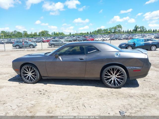2C3CDZAG2FH764135 Dodge Challenger Sxt