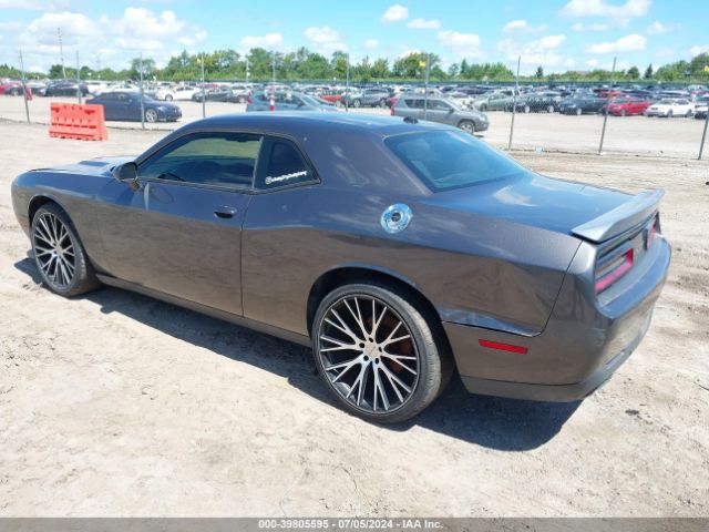 2C3CDZAG2FH764135 Dodge Challenger Sxt