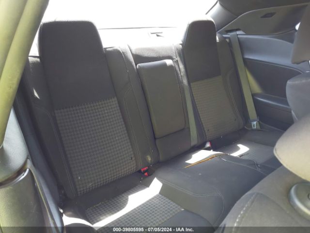 2C3CDZAG2FH764135 Dodge Challenger Sxt