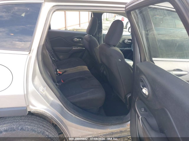 1C4PJLCB6KD411747 Jeep Cherokee Latitude Fwd